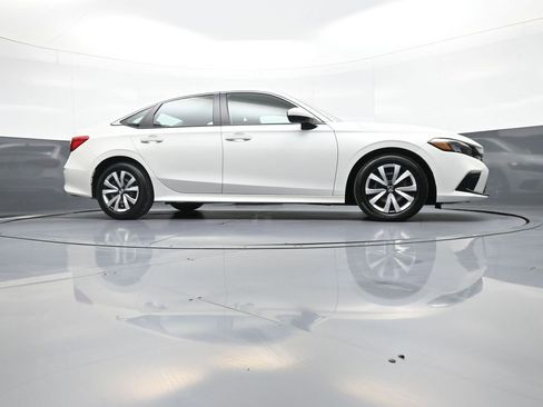 Used 2023 Honda Civic LX image 28