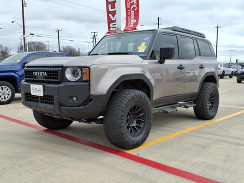 Used 2024 Toyota Land Cruiser 1958 image 1