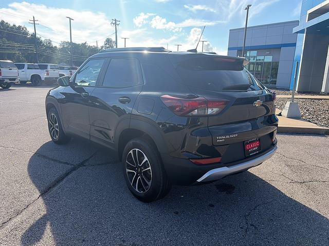 New 2026 Chevrolet TrailBlazer LT w/ Convenience Package AWD/4WD image 4