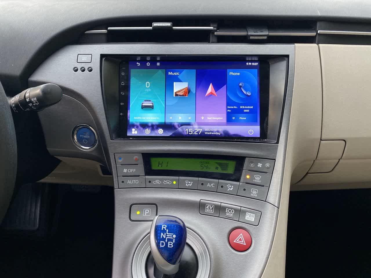 Used 2014 Toyota Prius Three FWD image 25