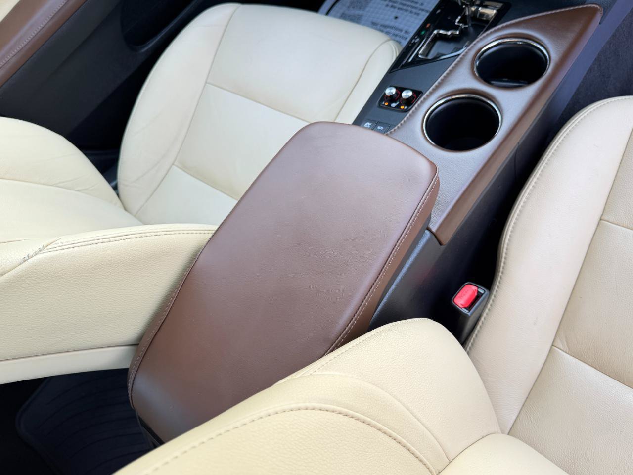 Used 2016 Toyota Avalon XLE Premium FWD image 49