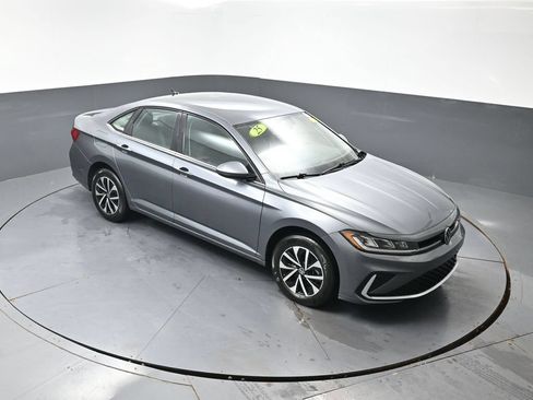 Used 2025 Volkswagen Jetta S FWD image 42
