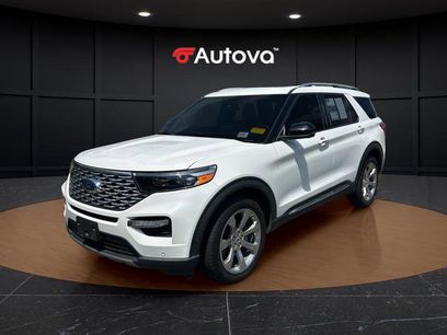 Used 2020 Ford Explorer Platinum w/ Premium Technology Package