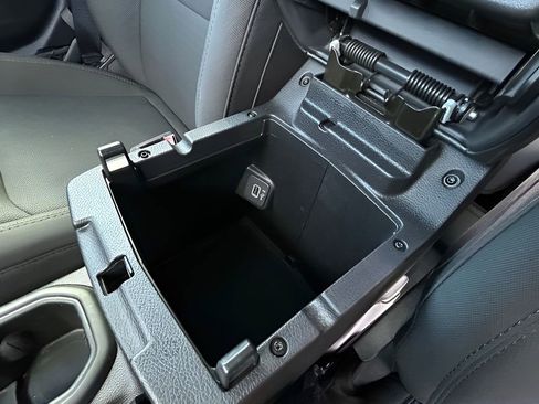 Certified 2022 Jeep Gladiator Sport image 29