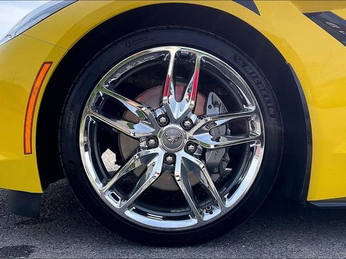 Used 2019 Chevrolet Corvette Stingray Convertible w/ 3LT Preferred Equipment Group image 9