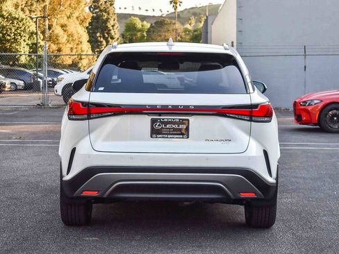 New 2026 Lexus RX 450h AWD image 5