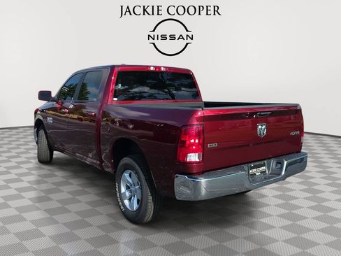 Used 2021 RAM 1500 Classic SLT AWD/4WD image 7
