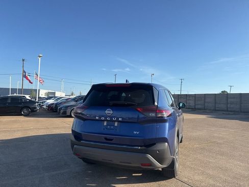 Certified 2023 Nissan Rogue SV FWD image 20