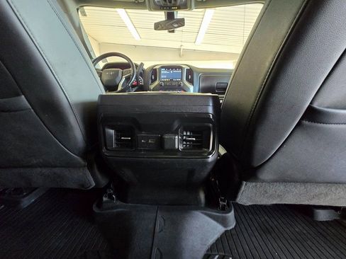 Used 2020 Chevrolet Silverado 1500 LT Trail Boss image 9