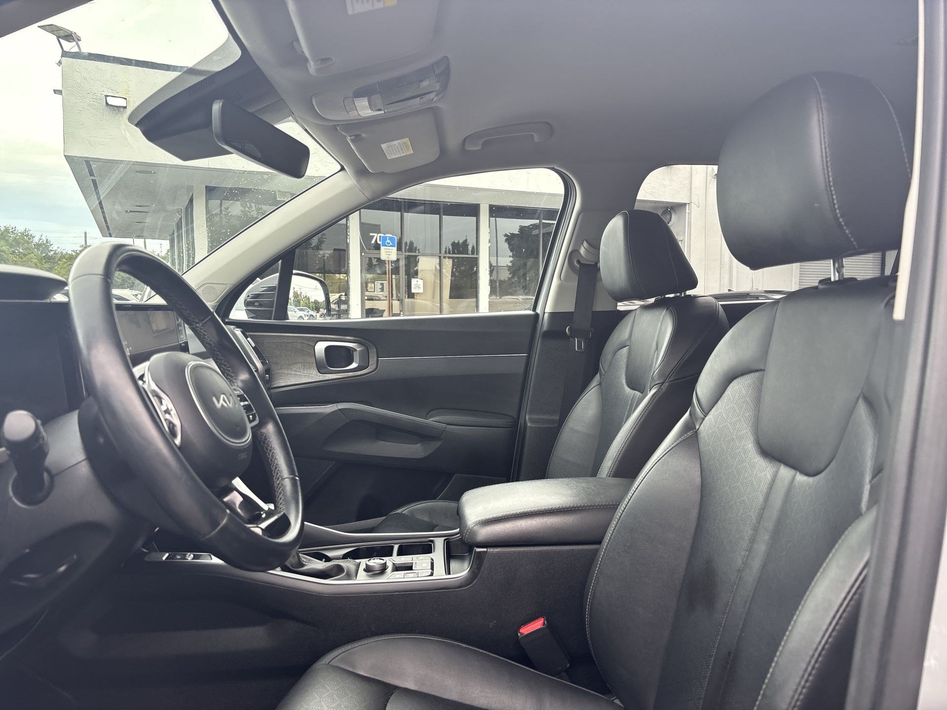 Used 2023 Kia Sorento EX FWD image 13