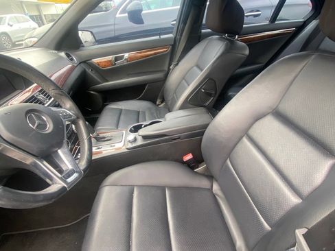 Used 2012 Mercedes-Benz C 250 Sedan image 6