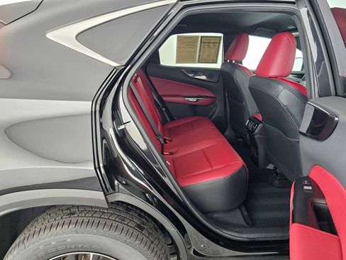 Certified 2024 Lexus NX 250 FWD image 12