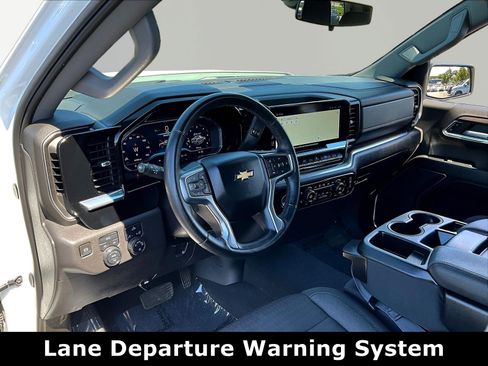 Used 2024 Chevrolet Silverado 1500 LT AWD/4WD image 17