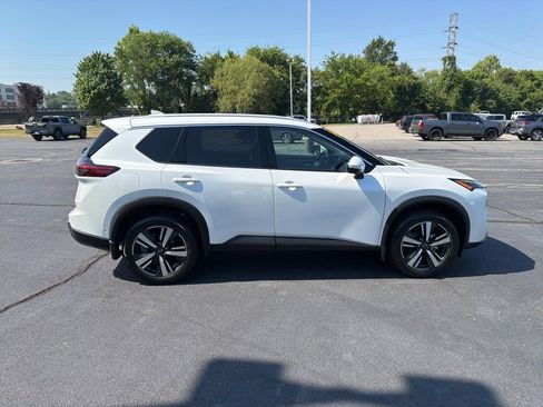 Certified 2024 Nissan Rogue SL w/ SL Premium Package FWD image 10