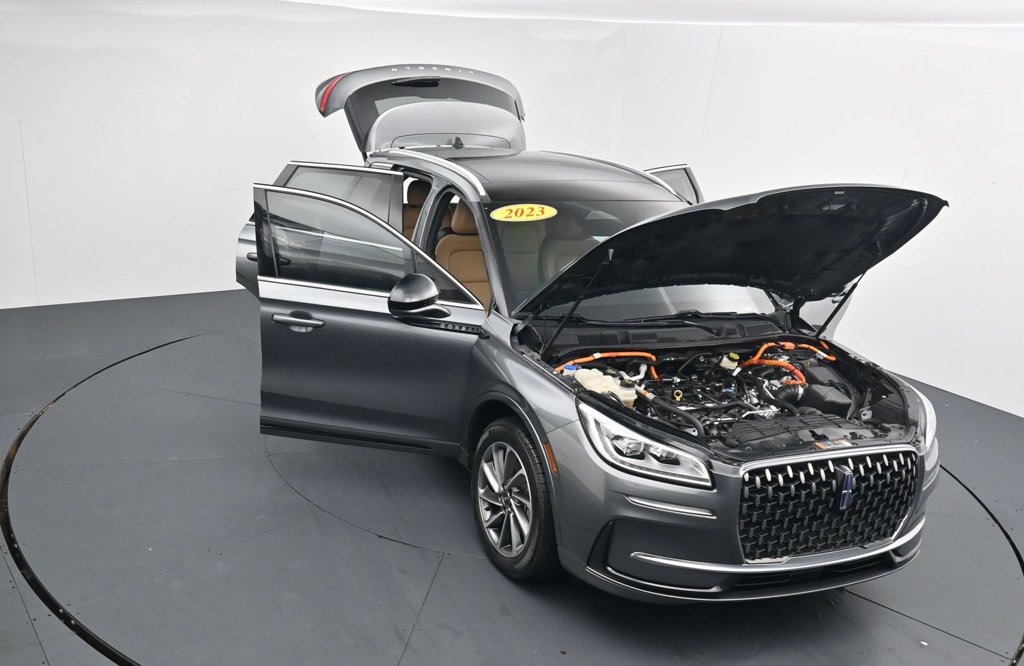 Used 2023 Lincoln Corsair Grand Touring AWD/4WD image 40
