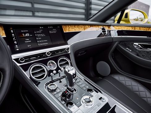 Used 2022 Bentley Continental GT image 52