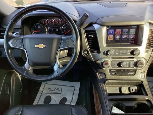 Used 2020 Chevrolet Suburban Premier image 25