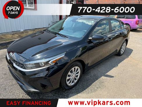 Used 2024 Kia Forte LX FWD image 1