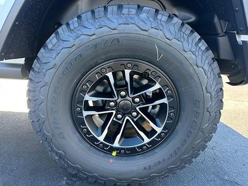 New 2026 Jeep Wrangler Unlimited Rubicon image 25