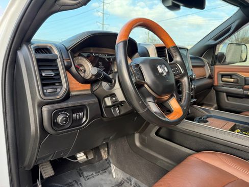 Used 2020 RAM 2500 Limited image 16