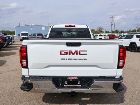 New 2026 GMC Sierra 1500 Pro image 4
