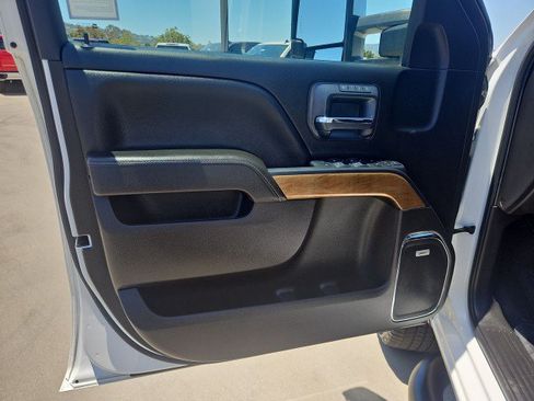 Used 2018 Chevrolet Silverado 2500 LTZ w/ Duramax Plus Package RWD image 21