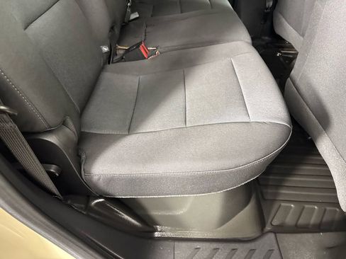 Used 2023 Chevrolet Colorado W/T image 27