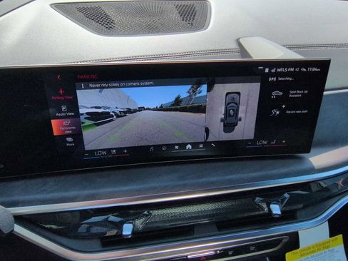 New 2026 BMW X5 xDrive50e w/ M Sport Package image 32