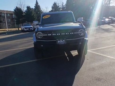 Used 2023 Ford Bronco Outer Banks image 6