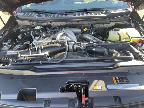 New 2026 Ford F250 Lariat w/ Black Appearance Package image 34