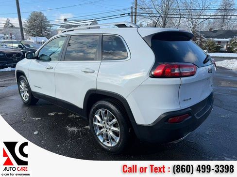 Used 2015 Jeep Cherokee Limited w/ Luxury Group image 5