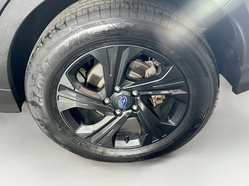 Used 2024 Subaru Crosstrek 2.0i image 11