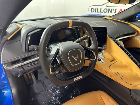 Used 2025 Chevrolet Corvette Z06 RWD image 25
