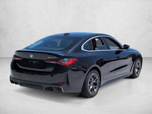 Used 2023 BMW i4 eDrive35 RWD image 5