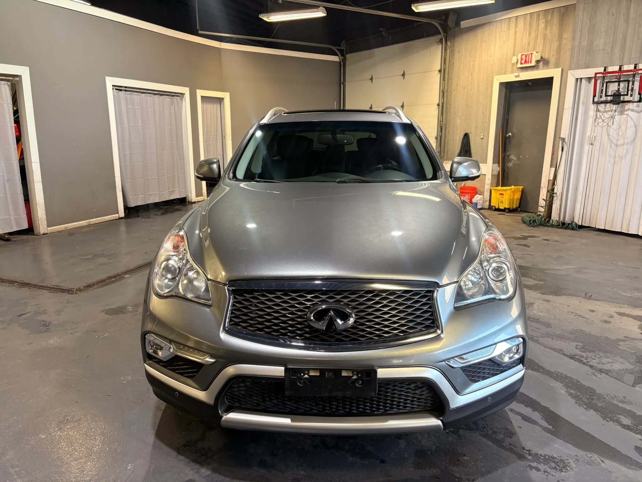 Used 2016 INFINITI QX50 AWD w/ Deluxe Touring Package image 2