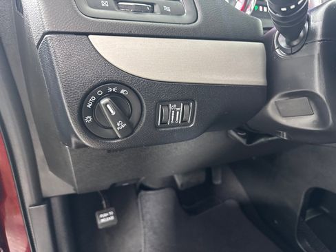 Used 2018 Dodge Grand Caravan GT image 13