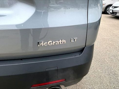 Used 2023 Chevrolet Traverse LT image 25