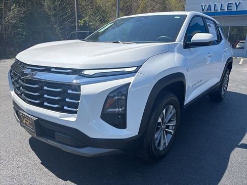 Used 2026 Chevrolet Equinox LT w/ Convenience Package II image 8