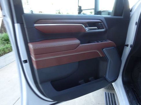 New 2026 GMC Sierra 2500 Denali Ultimate AWD/4WD image 27