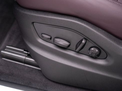 New 2025 Porsche Cayenne E-Hybrid image 16