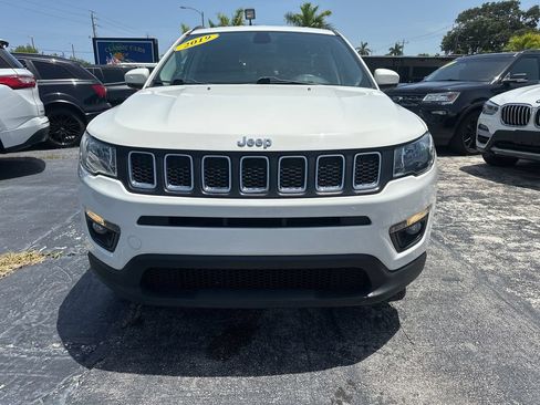 Used 2019 Jeep Compass Latitude FWD image 5