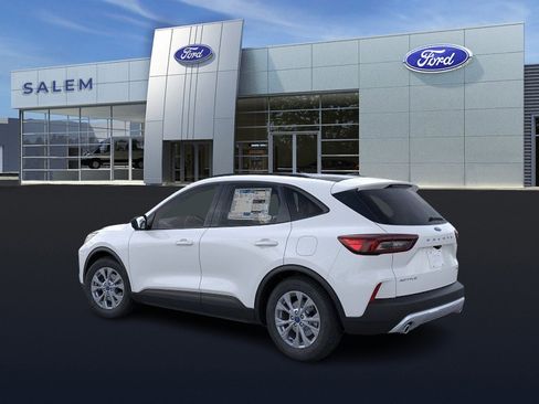 New 2025 Ford Escape Active w/ Active Premium Tech Pack image 29