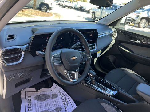 New 2026 Chevrolet TrailBlazer LT w/ LT Cold Weather Package image 17