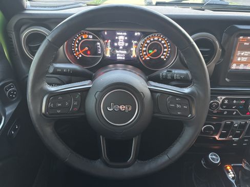Used 2019 Jeep Wrangler Unlimited Sport S AWD/4WD image 18