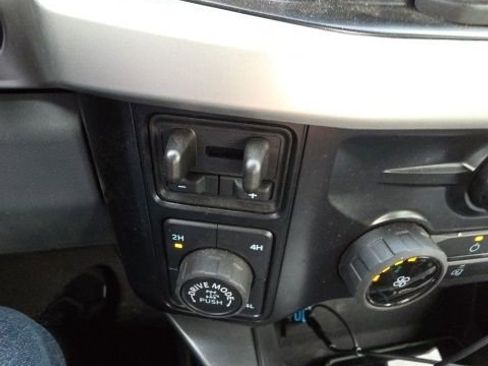 Used 2025 Ford F250 XLT w/ Tremor Off-Road Package image 15