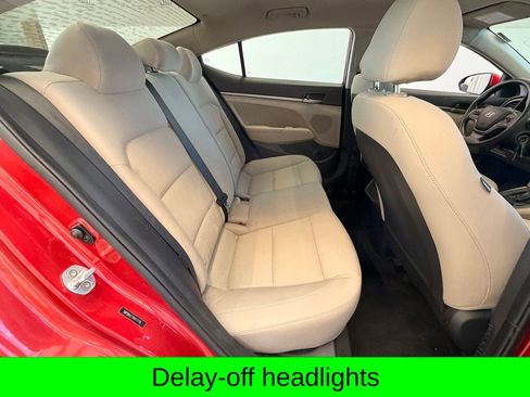 Used 2017 Hyundai Elantra SE FWD image 9