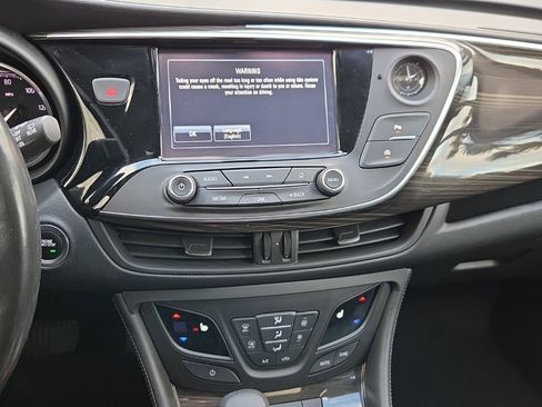 Used 2019 Buick Envision Essence image 25