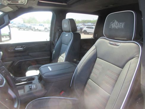 New 2026 GMC Sierra 2500 AT4X w/ AT4X AEV Edition AWD/4WD image 13