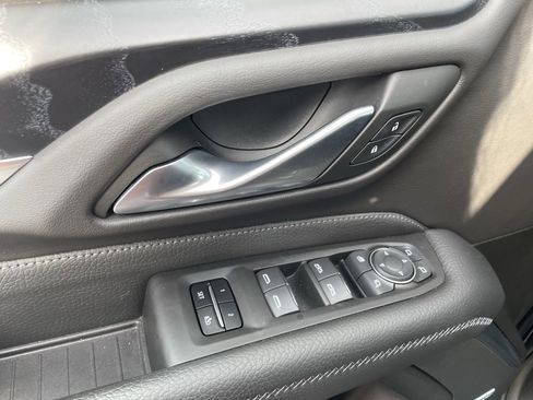 Used 2022 GMC Yukon Denali image 12