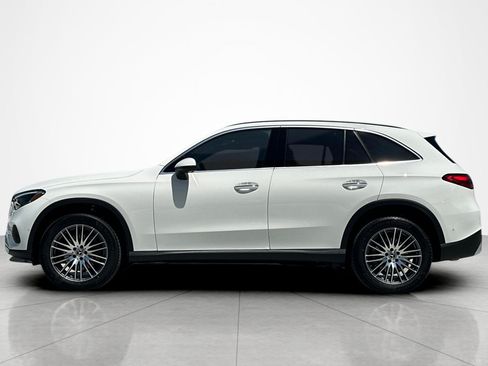 New 2026 Mercedes-Benz GLC 300 4MATIC image 2